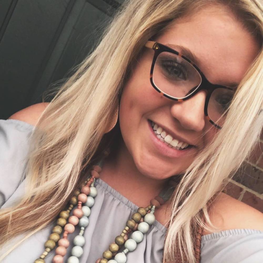 Meet your Posher, Addie